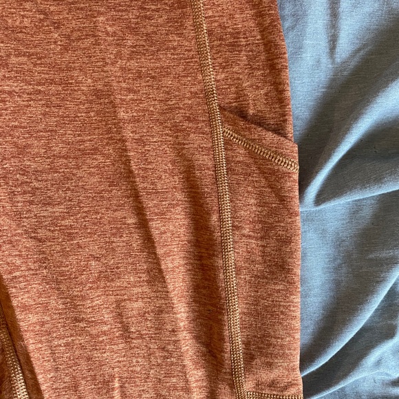 Aerie Offline Leggings with Pockets - Picture 3 of 3